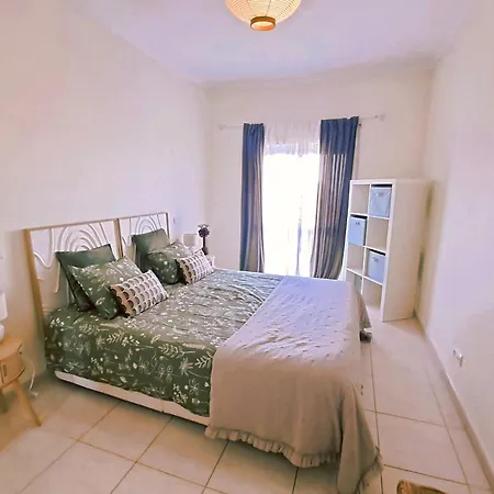 Oasis Parque 2 Apartment *